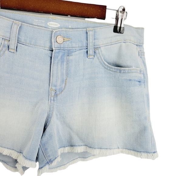 Old navy cut off shorts size 6 - Picture 4 of 9